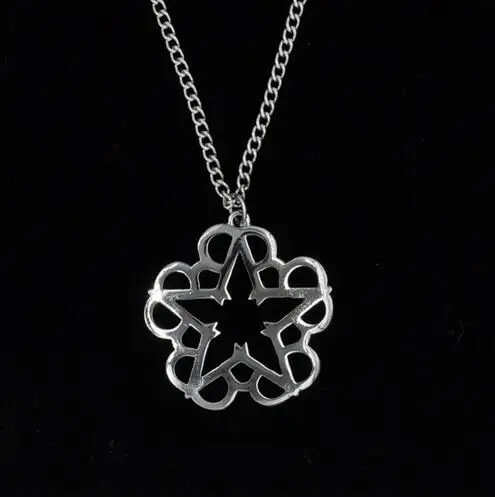 Free Shipping New Fashion Vintage Silver Plated Rock Band Black Veil Brides Rock Music BVB Logo Pendant Necklace
Free Shipping New Fashion Vintage Silver Plated Rock Band Black Veil Brides Rock Music BVB Logo Pendant Necklace