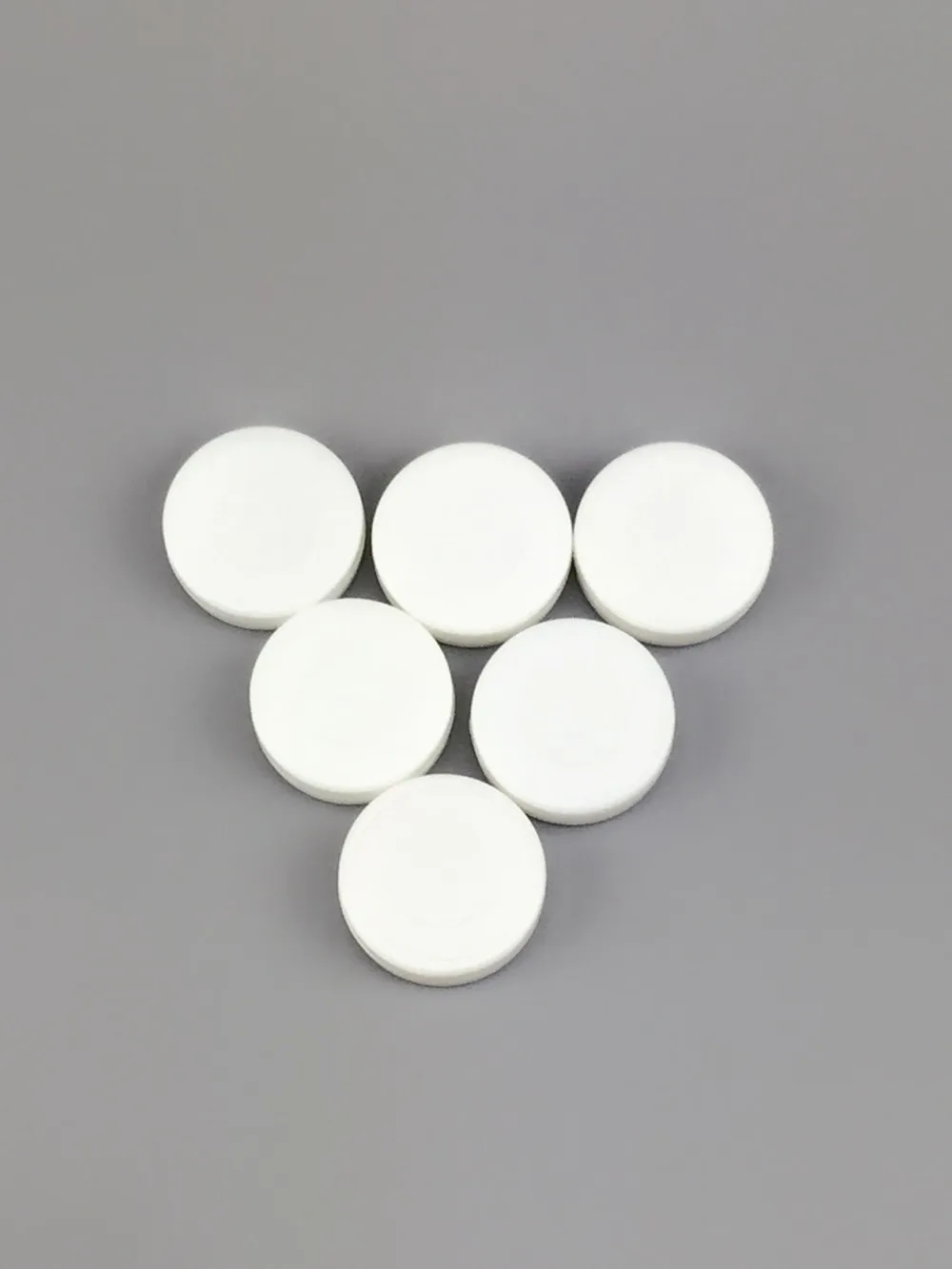 25pcs Lot/50pcs Lot Pet Baby Squeakers Rattle Ball Noise Maker Insert Dog Toy 33mm
25pcs Lot/50pcs Lot Pet Baby Squeakers Rattle Ball Noise Maker Insert Dog Toy 33mm