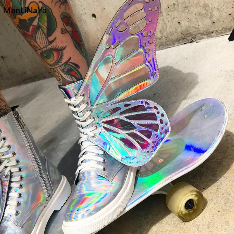 New Laser Material Runway Female Boots Butterfly-knot Wings Women Martin Boots Silver Leather Cross-tied Ladies Motorcycle Boots
New Laser Material Runway Female Boots Butterfly-knot Wings Women Martin Boots Silver Leather Cross-tied Ladies Motorcycle Boots