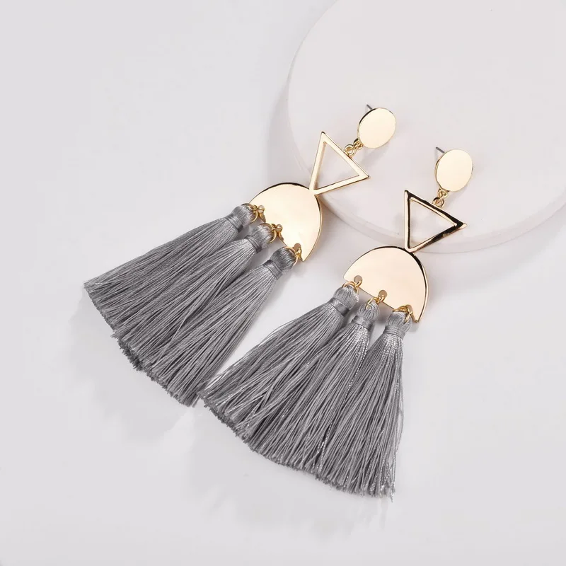 2018 New Geometric Triangle Motif Long Triple Tassel Earrings for Women Fashion Jewelry Bohemian Fringe Earrings Wholesale
2018 New Geometric Triangle Motif Long Triple Tassel Earrings for Women Fashion Jewelry Bohemian Fringe Earrings Wholesale