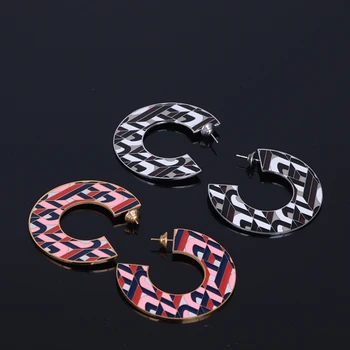 American Hand-painted Glaze Irregular Geometry C Double-sided Earrings for Women New Year's Gifts
American Hand-painted Glaze Irregular Geometry C Double-sided Earrings for Women New Year's Gifts