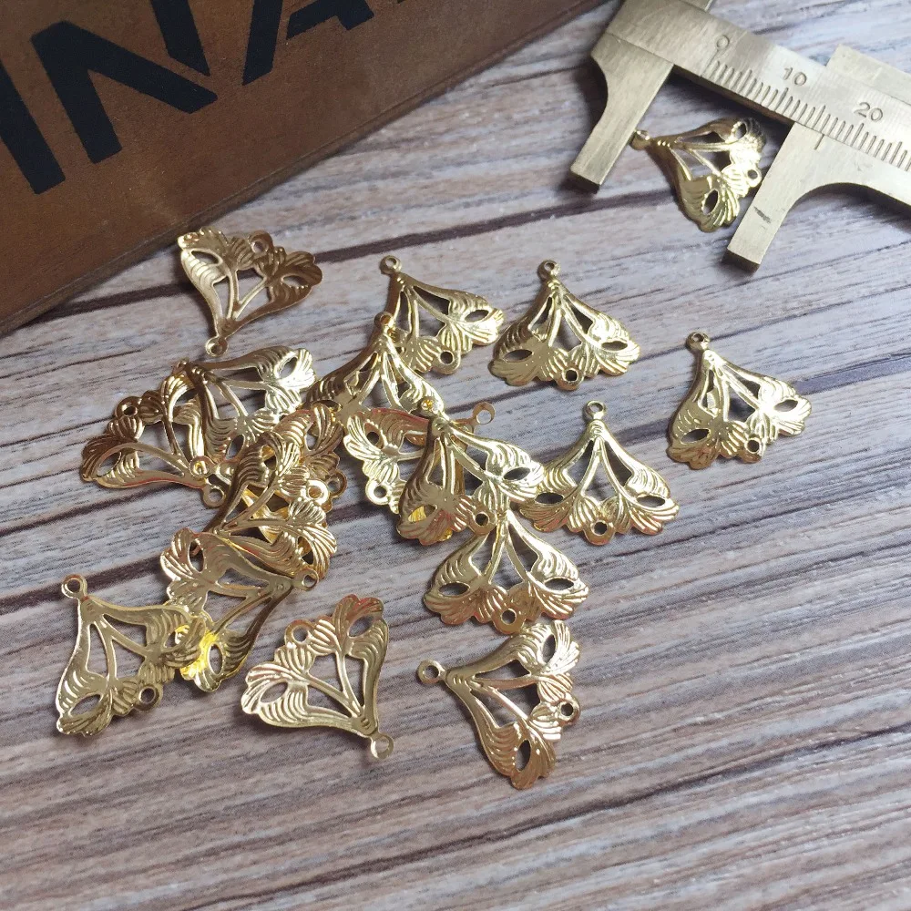 Free ship!! Gold plated charms connector metal pendant filigree stamping 17mm1000PCS
Free ship!! Gold plated charms connector metal pendant filigree stamping 17mm1000PCS