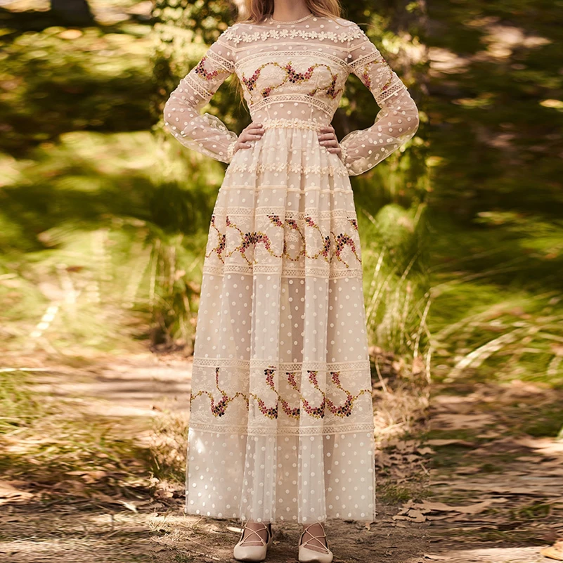 Qian Han Zi New Designer Runway Maxi Dress Women Lantern Sleeve Elegant High Street Fashion Flower Embroidered Party long dress
Qian Han Zi New Designer Runway Maxi Dress Women Lantern Sleeve Elegant High Street Fashion Flower Embroidered Party long dress