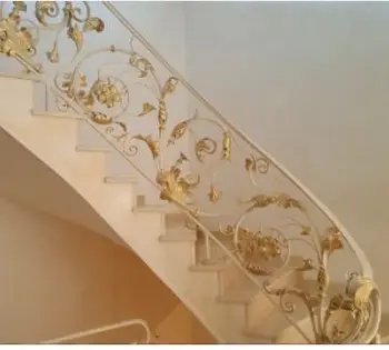 Hench 100% handmade forged custom designs wrought iron handrail 
Hench 100% handmade forged custom designs wrought iron handrail