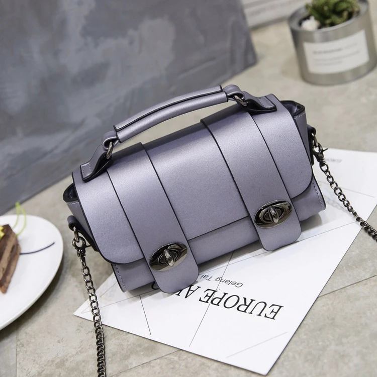2018 spring new ladies bag PU soft side of the shoulder Messenger bag small square bag shoulder bag
2018 spring new ladies bag PU soft side of the shoulder Messenger bag small square bag shoulder bag