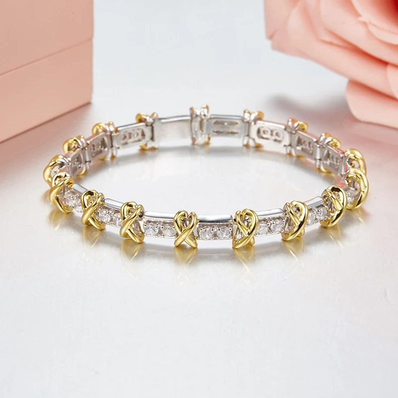 Luxury Gold Cross 2-Tone 925 Sterling Silver Charm Bangle Simple Design Women Bangle Women Wedding Lady Christmas Jewelry
Luxury Gold Cross 2-Tone 925 Sterling Silver Charm Bangle Simple Design Women Bangle Women Wedding Lady Christmas Jewelry