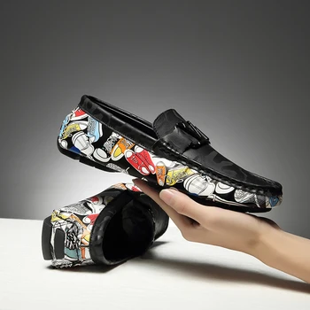 Hand Made Casual Slip On Men Shoes Plus Size 45 46 Men Loafers Black White Young Casual Drive Shoes Flats Casual Male Sneakers
Hand Made Casual Slip On Men Shoes Plus Size 45 46 Men Loafers Black White Young Casual Drive Shoes Flats Casual Male Sneakers