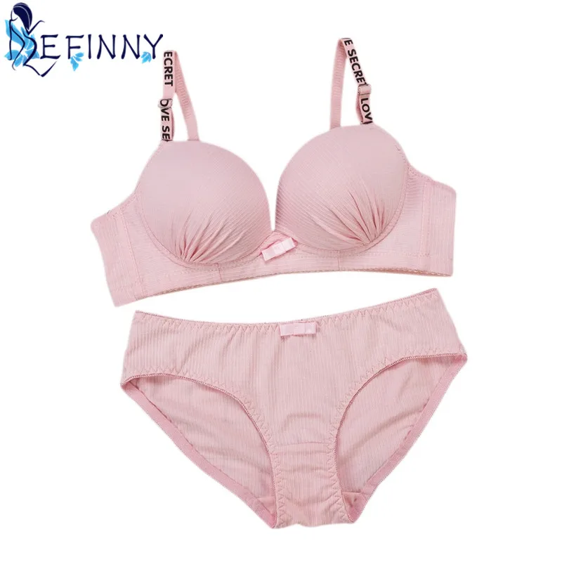 Newest Young Girl Bra Set Everyday Intimates Solid Push Up Bra Student Wire Free Cotton B Cup Lingerie Comfortable Brief Set
Newest Young Girl Bra Set Everyday Intimates Solid Push Up Bra Student Wire Free Cotton B Cup Lingerie Comfortable Brief Set