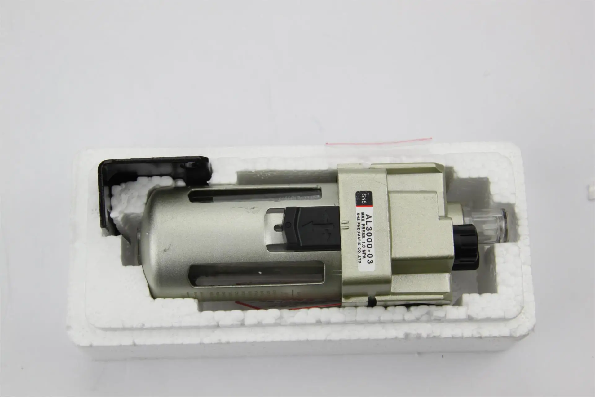 SNS lubricator pneumatic components AL3000-03 3/8''BSPT water separator air source processor
SNS lubricator pneumatic components AL3000-03 3/8''BSPT water separator air source processor