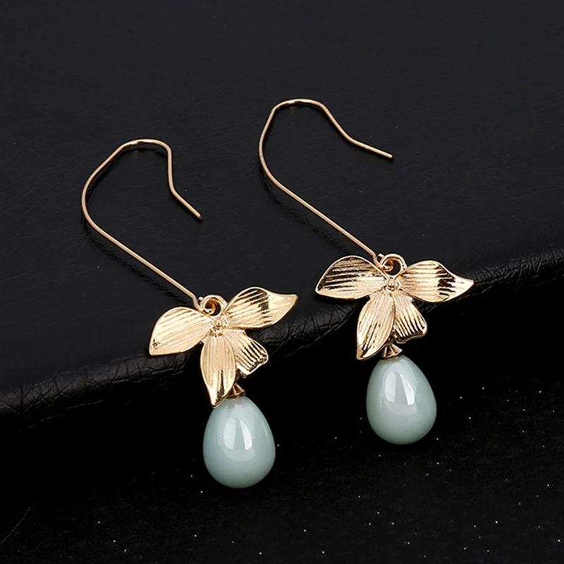 Pearl Earrings Elegant Orchid Flower Sage Green Imitation Pearl Earring Gold Hook Dangle Bridal Jewelry Accessories For Women
Pearl Earrings Elegant Orchid Flower Sage Green Imitation Pearl Earring Gold Hook Dangle Bridal Jewelry Accessories For Women
