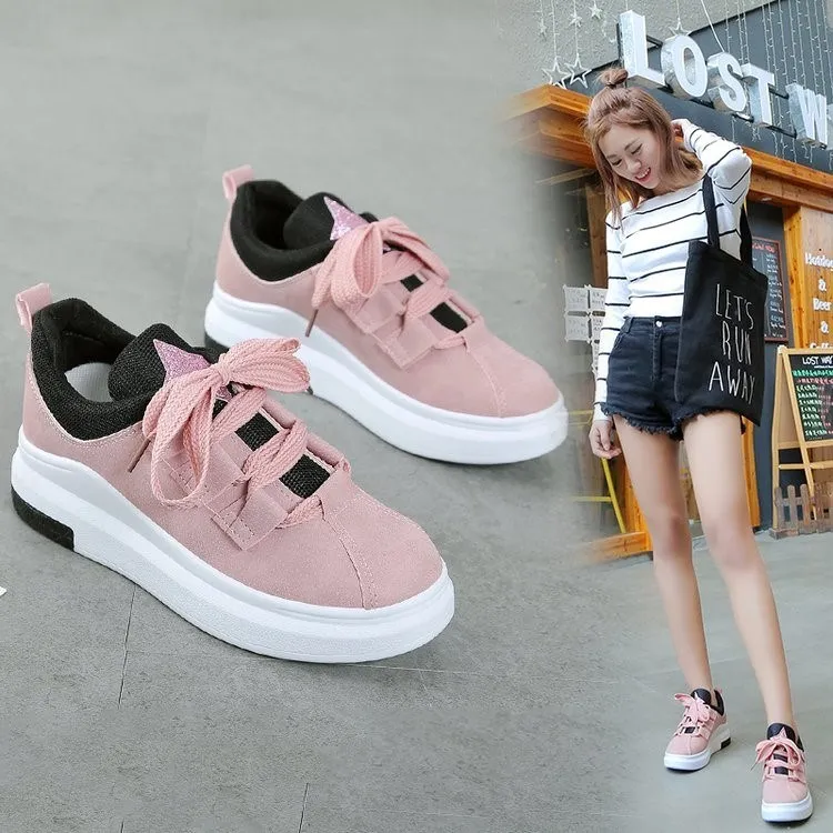 2018 new female Harajuku versatile thick-soled women's shoes students white shoes tide.
2018 new female Harajuku versatile thick-soled women's shoes students white shoes tide.