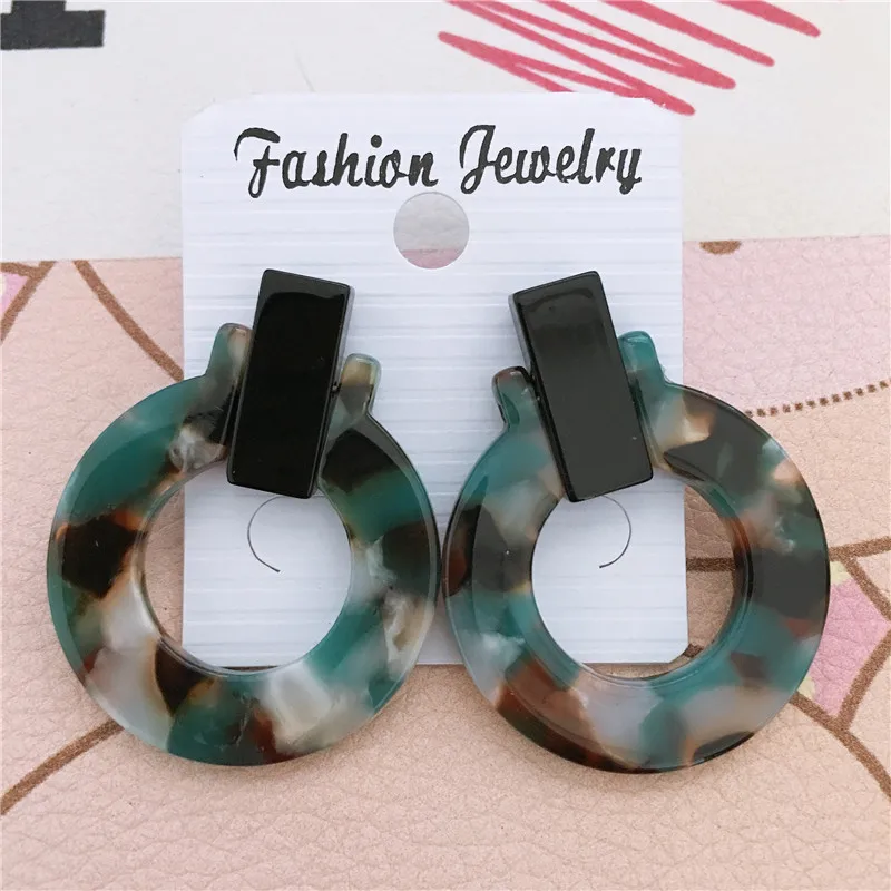 Personality Earrings Temperament Jewelry Wild Summer Lady Simple Vintage Geometric Circle Earrings Stud Earrings
Personality Earrings Temperament Jewelry Wild Summer Lady Simple Vintage Geometric Circle Earrings Stud Earrings