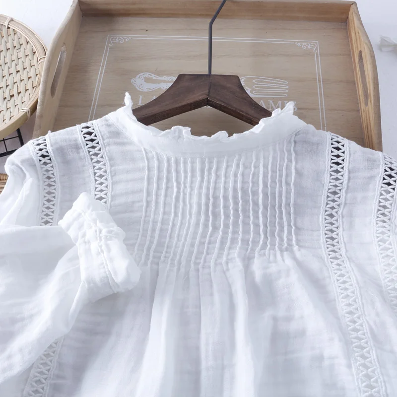 Palace hollow out patchwork ruffled collar long sleeve Cotton yarn white shirt blouse mori girl
Palace hollow out patchwork ruffled collar long sleeve Cotton yarn white shirt blouse mori girl