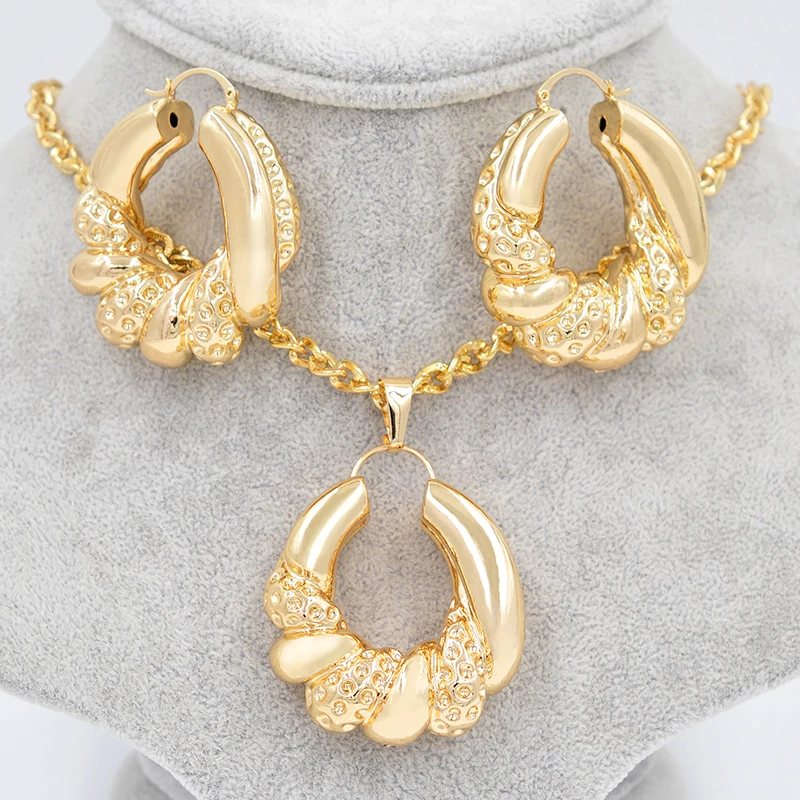 ZEADear Jewelry Big Hoop Women's Jewelry Sets Earrings Pendant Copper Snake Twisted For Party Wedding Daily
ZEADear Jewelry Big Hoop Women's Jewelry Sets Earrings Pendant Copper Snake Twisted For Party Wedding Daily