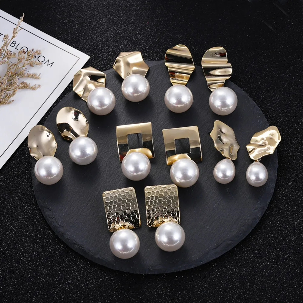 Girlgo Boho Hot Simulated Pearl Drop Earrings For Women Trendy Metal Dangle Hanging Earrings Wedding Jewelry Girl Gifts Party
Girlgo Boho Hot Simulated Pearl Drop Earrings For Women Trendy Metal Dangle Hanging Earrings Wedding Jewelry Girl Gifts Party