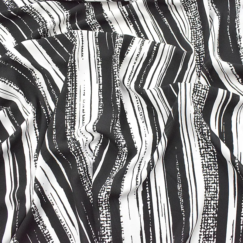 New fashion high quality printed chiffon fabric soft comfortable cloth tissue for baby cloth women dress, scarf by meter
New fashion high quality printed chiffon fabric soft comfortable cloth tissue for baby cloth women dress, scarf by meter