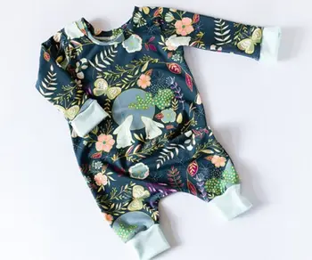 Winter Warm Clothes Boys Girls Overalls Newborn Infant Jumpsuit Long Unisex Baby Rompers Cartoon Animal Printed Clothing Set 
Winter Warm Clothes Boys Girls Overalls Newborn Infant Jumpsuit Long Unisex Baby Rompers Cartoon Animal Printed Clothing Set