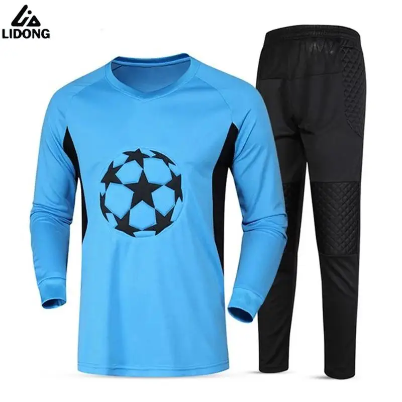 Image 2017 New Men Full Goalkeeper Long Jerseys Football Goalie Training Suit Soccer Goal Keeper Protective Kits Tops With Pants Set