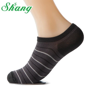 BAMBOO WATER SHANG Men Bamboo Fiber Sock Slippers breathable socks Stripe Male socks Size 39-44 5pairs/lot LQ-7
BAMBOO WATER SHANG Men Bamboo Fiber Sock Slippers breathable socks Stripe Male socks Size 39-44 5pairs/lot LQ-7