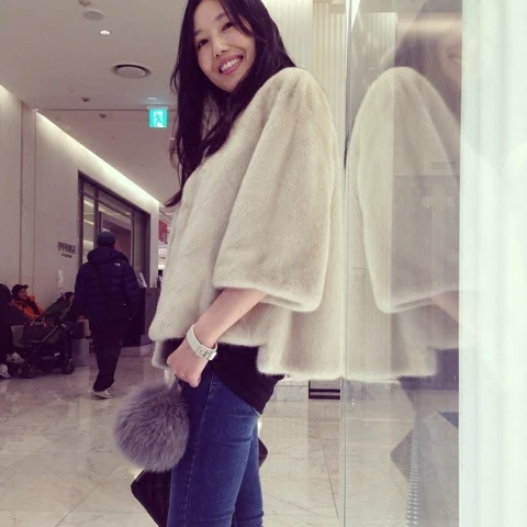 women's winter imported mink fur coat short style outwear jacket coats female clothing
women's winter imported mink fur coat short style outwear jacket coats female clothing