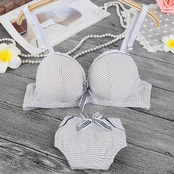 New girl development period without steel ring girls underwear bra set 6833 # Free shipping
New girl development period without steel ring girls underwear bra set 6833 # Free shipping