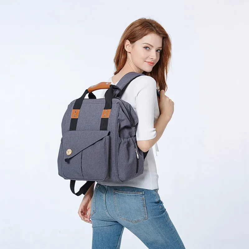 New Baby four-piece Diaper Bag Fashion Mummy Maternity Nappy Bag Large Capacity Baby Bag Travel Backpack Designer Nursing Bag
New Baby four-piece Diaper Bag Fashion Mummy Maternity Nappy Bag Large Capacity Baby Bag Travel Backpack Designer Nursing Bag