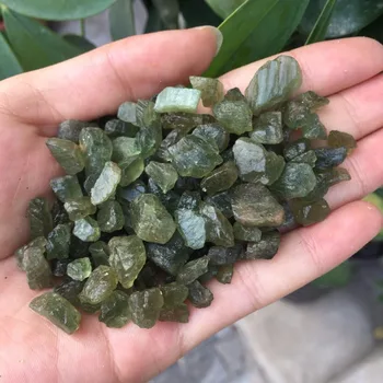 100g Natural Small size Raw Green Apatite Rough Stones Crystal gravel Minerals and Stones Rough Gemstone Specimen
100g Natural Small size Raw Green Apatite Rough Stones Crystal gravel Minerals and Stones Rough Gemstone Specimen