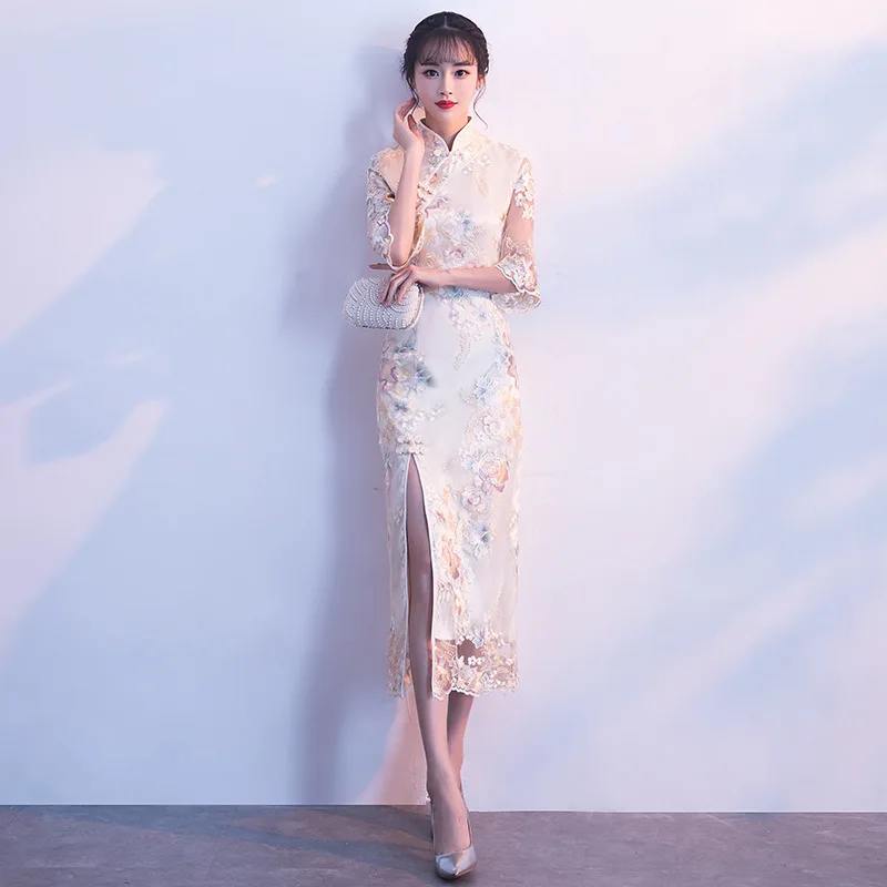 New Female Flower Wedding Dress Classic Women Lace Qipao Traditional Mandarin Collar Party Gowns Elegant Cheongsam Vestidos
New Female Flower Wedding Dress Classic Women Lace Qipao Traditional Mandarin Collar Party Gowns Elegant Cheongsam Vestidos