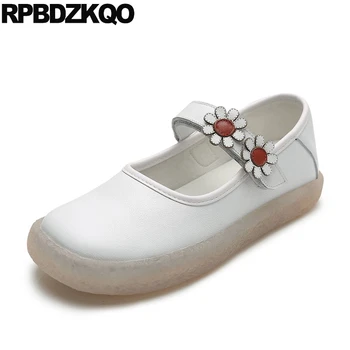 Flower Floral Sandals Breathable Ankle Strap Large Size Hollow Out Women Japanese School Traditional Chinese Shoes Wide Fit 
Flower Floral Sandals Breathable Ankle Strap Large Size Hollow Out Women Japanese School Traditional Chinese Shoes Wide Fit