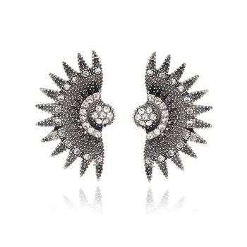 New 2017 Trend fashion fanshaped earring vintage big statement stud Earrings e0250
New 2017 Trend fashion fanshaped earring vintage big statement stud Earrings e0250