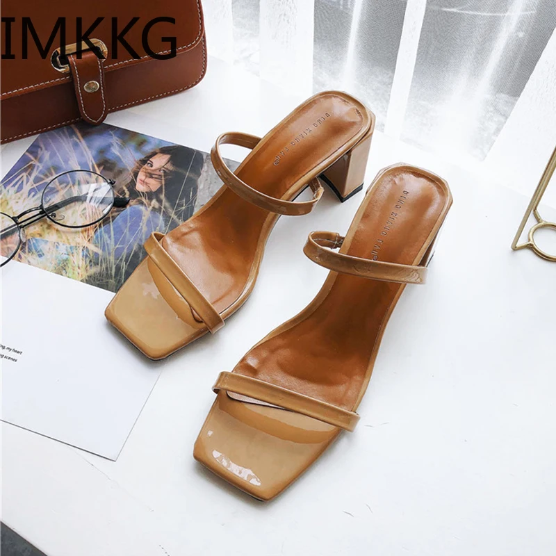 2019 summer Female sandals open-toed wild sandals thick with suede med heels two wear sandals with female Sandalias
2019 summer Female sandals open-toed wild sandals thick with suede med heels two wear sandals with female Sandalias