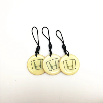 1Pcs EM4305 RFID Copy Rewritable Writable Rewrite keyfobs Tag Key Ring Card 125KHZ Proximity Token Badge For Duplicate Copier
1Pcs EM4305 RFID Copy Rewritable Writable Rewrite keyfobs Tag Key Ring Card 125KHZ Proximity Token Badge For Duplicate Copier