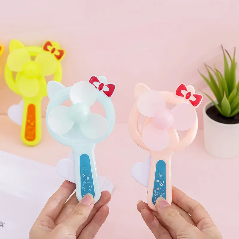 1 piece Summer Kawaii Sweet Cat Ear Mini Cartoon Portable Fan Strong Wind Cute Handheld Press Fan nID
1 piece Summer Kawaii Sweet Cat Ear Mini Cartoon Portable Fan Strong Wind Cute Handheld Press Fan nID