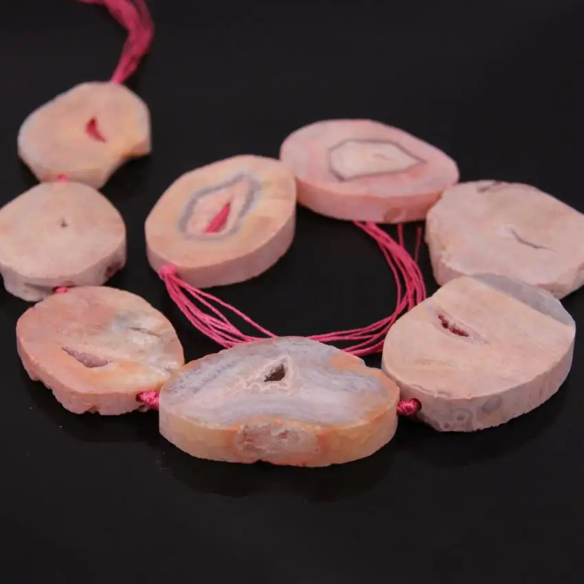 Approx8pcs/Strand Large Size Pink Raw Agates Drusy Quartz Geode Slab Slice Nugget Beads Connector Pendants For Jewelry Making
Approx8pcs/Strand Large Size Pink Raw Agates Drusy Quartz Geode Slab Slice Nugget Beads Connector Pendants For Jewelry Making