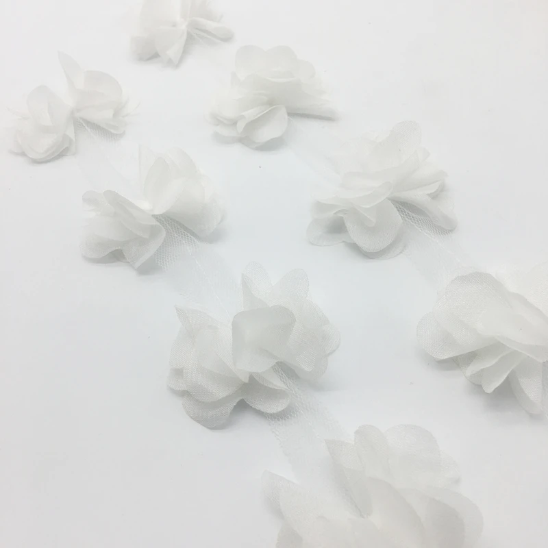 White 13pcs 3D Chiffon Cluster Flowers Wedding Dress Bridal Fabric Lace Trim Fabric DIY Sewing
White 13pcs 3D Chiffon Cluster Flowers Wedding Dress Bridal Fabric Lace Trim Fabric DIY Sewing