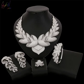 Yulaili Elegance New Fashionable Clear Color Cubic Zirconia Jewelry Set For Women Wedding Party
Yulaili Elegance New Fashionable Clear Color Cubic Zirconia Jewelry Set For Women Wedding Party