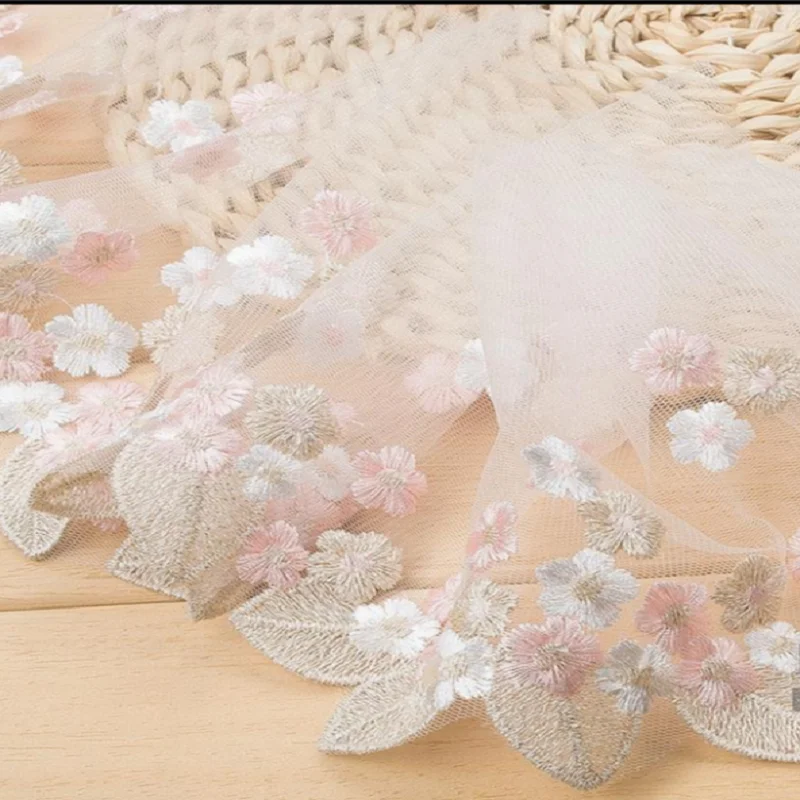 hot sale Quality 18cm Embroidered Golden thread Net cloth Lace Fabric Trim Ribbons DIY Sewing Handmade Materials M1501
hot sale Quality 18cm Embroidered Golden thread Net cloth Lace Fabric Trim Ribbons DIY Sewing Handmade Materials M1501