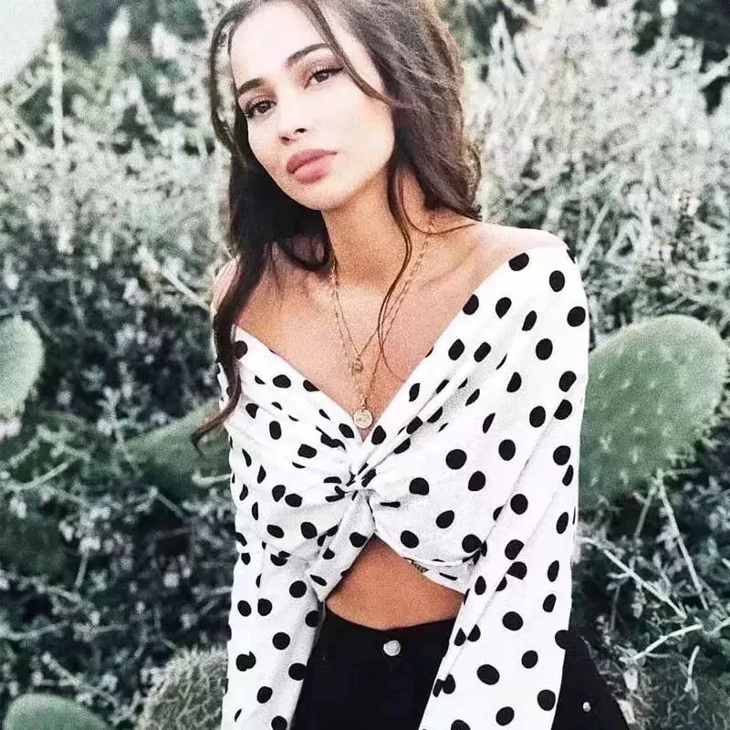 Liva Eleagnt Polka Dot Blouse Women Long Sleeve Autumn V Neck Loose Female Blouse Shirt Women Tops and Blouses 
Liva Eleagnt Polka Dot Blouse Women Long Sleeve Autumn V Neck Loose Female Blouse Shirt Women Tops and Blouses