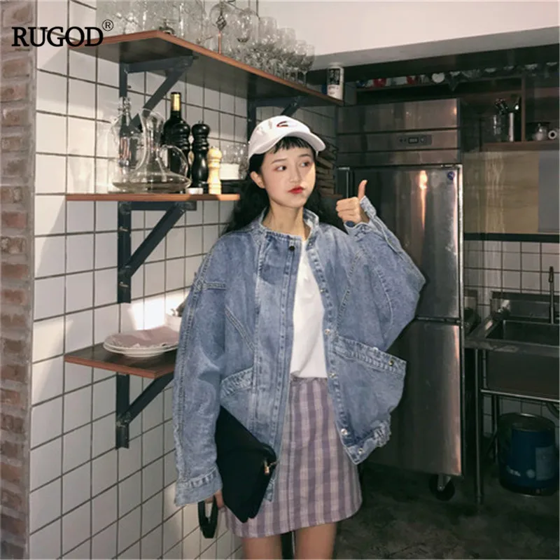 RUGOD 2019 spring women denim jacket pockets turn-down collar single breasted solid long sleeve loose jacket
RUGOD 2019 spring women denim jacket pockets turn-down collar single breasted solid long sleeve loose jacket