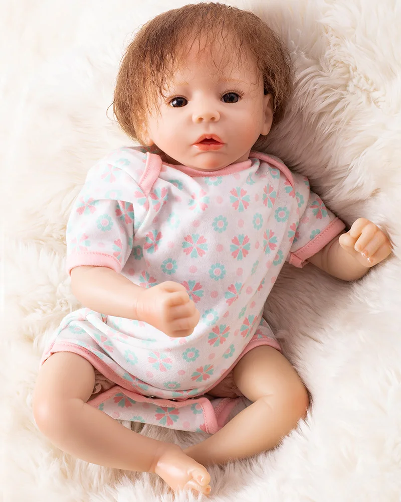 New design open mouth girl silicone reborn baby dolls 46cm bend hair Cute clothes dolls kids gift bebes reborn brinquedos menino
New design open mouth girl silicone reborn baby dolls 46cm bend hair Cute clothes dolls kids gift bebes reborn brinquedos menino