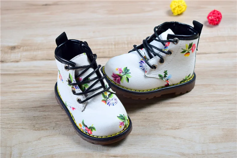 Hot sale 2018 New Spring/Autumn Children Rubber Boots Leather Non-slip Boots For Girls Waterproof Fashion Kids Boots Size 21-30 14