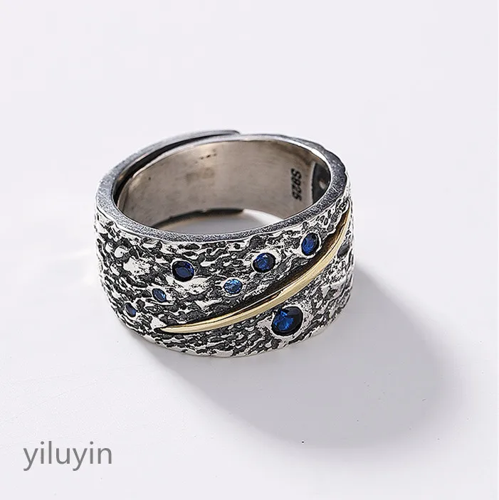 KJJEAXCMY boutique jewelryar S990, old silver matte, small fish, unique personality, female opening, sterling silver ring.
KJJEAXCMY boutique jewelryar S990, old silver matte, small fish, unique personality, female opening, sterling silver ring.