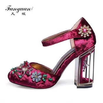 Fanyuan 2018 Retro Floral Pleuche Shoes Women Pumps Luxurious Cutouts Bird Cage High Heel Crystal Female Vintage Pumps Big Size
Fanyuan 2018 Retro Floral Pleuche Shoes Women Pumps Luxurious Cutouts Bird Cage High Heel Crystal Female Vintage Pumps Big Size