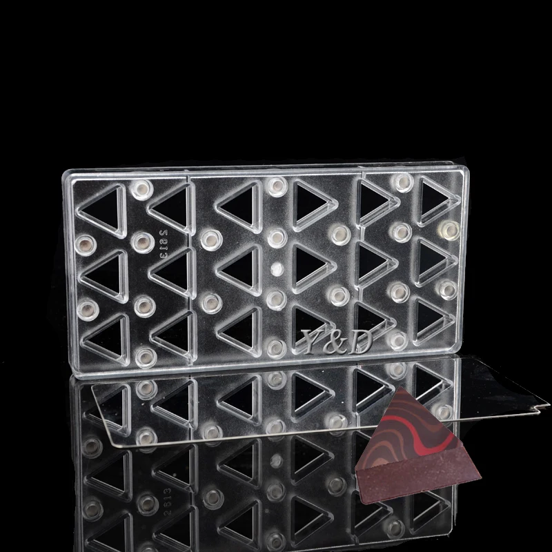 Quality Triangle Triangular Shaped Hard Plastic Polycarbonate Magnetic Magnet Transfer PC Chocolate Mold With Steel Sheet Plate
Quality Triangle Triangular Shaped Hard Plastic Polycarbonate Magnetic Magnet Transfer PC Chocolate Mold With Steel Sheet Plate
