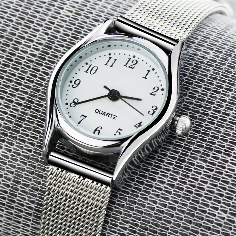 Women Bra Watch New Elegant Luxury Quartz Fashion Casual Watch Carved Patterns feminino Relojes hot sale silver color WristWatch
Women Bra Watch New Elegant Luxury Quartz Fashion Casual Watch Carved Patterns feminino Relojes hot sale silver color WristWatch