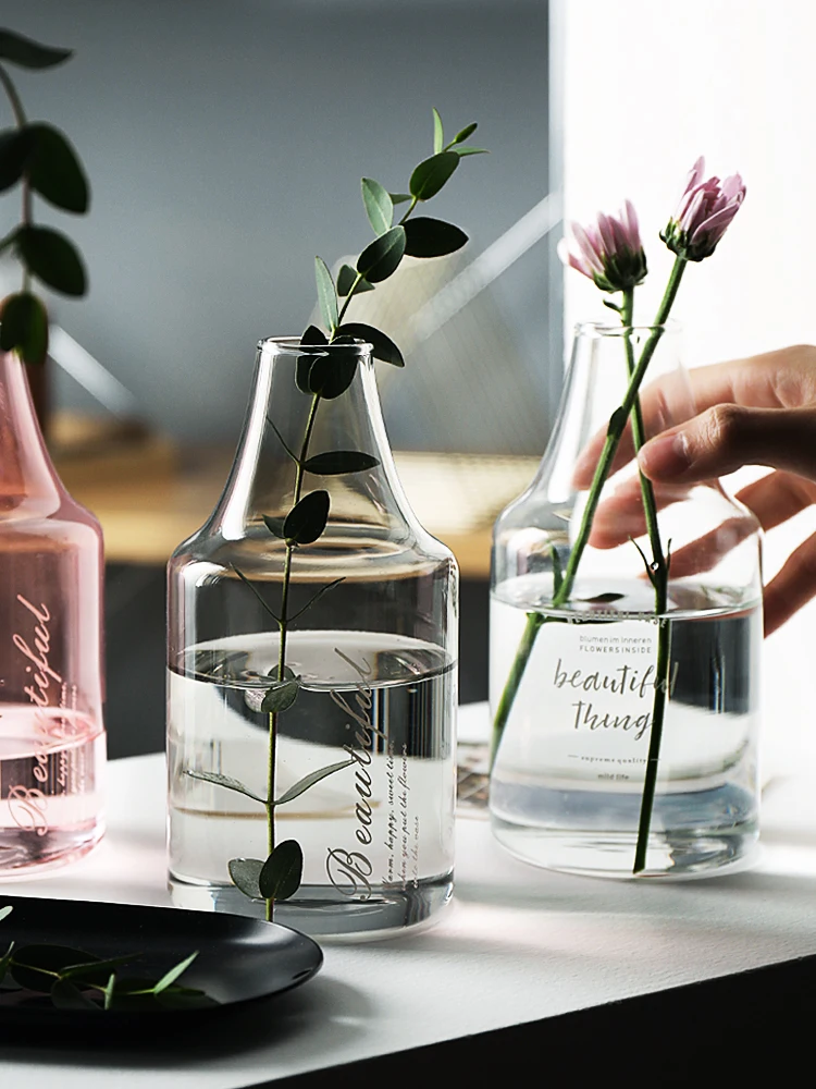 Nordic Glass Vase Letters Narrow Mouth Hydroponic Plant Vase Dried Flowers Inserted Desktop Ornaments Home Decoration
Nordic Glass Vase Letters Narrow Mouth Hydroponic Plant Vase Dried Flowers Inserted Desktop Ornaments Home Decoration