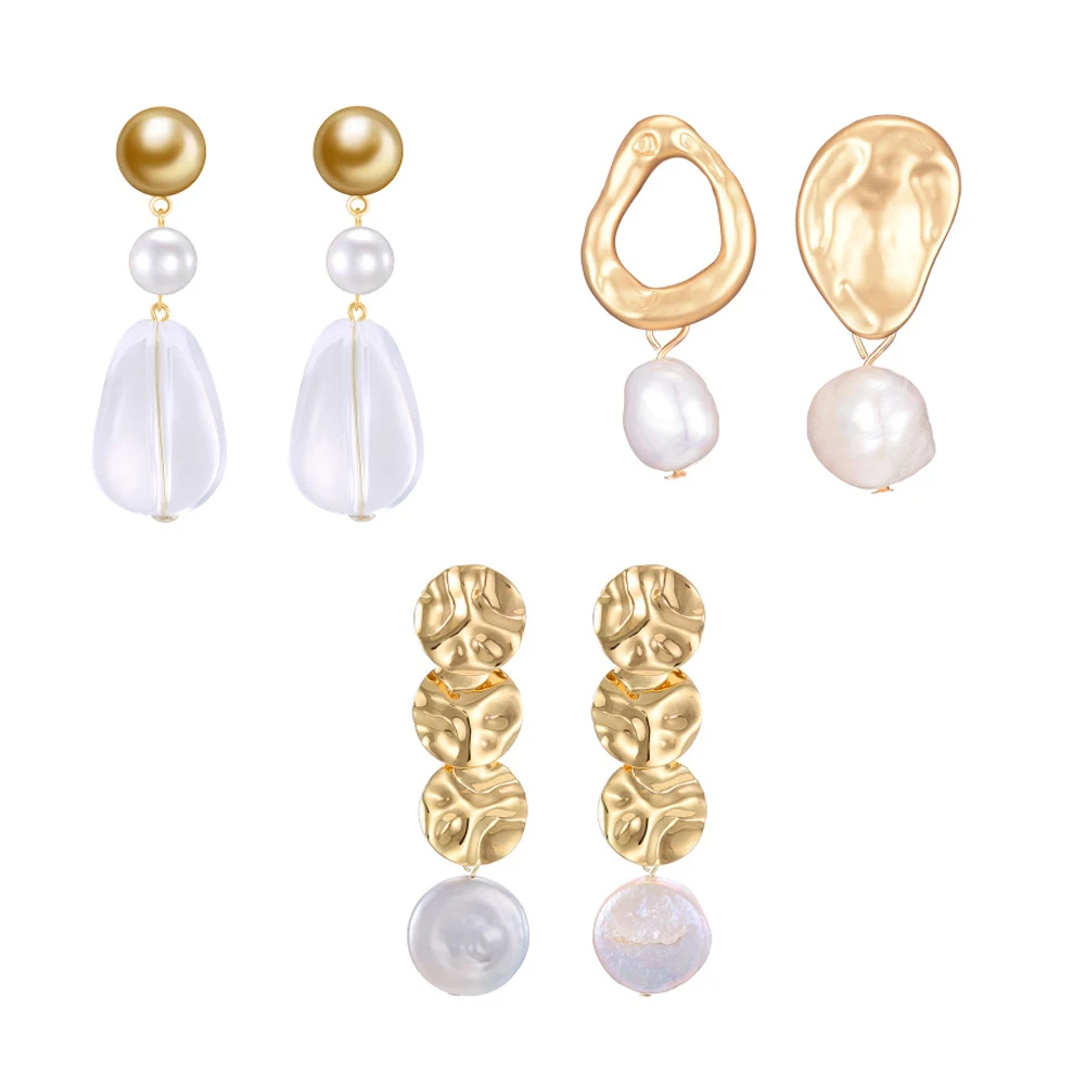 Vintage Matte Metal Gold Embossed Portrait Face Earrings Women Round Irregular Freshwater Pearl Dangle Earring Wedding Jewelry
Vintage Matte Metal Gold Embossed Portrait Face Earrings Women Round Irregular Freshwater Pearl Dangle Earring Wedding Jewelry