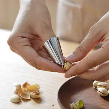 Stainless Steel Finger Protectors Kitchen Peanut Sheller Vegetable Nuts Peeling Finger Guard Kitchen Cutting Protection Tools
Stainless Steel Finger Protectors Kitchen Peanut Sheller Vegetable Nuts Peeling Finger Guard Kitchen Cutting Protection Tools
