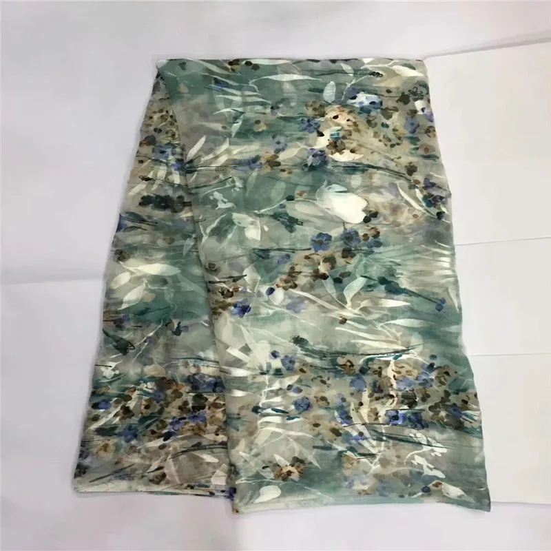 Hot selling satin silk fabric 5 yards/lot colorfast Nigrian design African wax pattern satin silk fabric for clothing LXE100603
Hot selling satin silk fabric 5 yards/lot colorfast Nigrian design African wax pattern satin silk fabric for clothing LXE100603