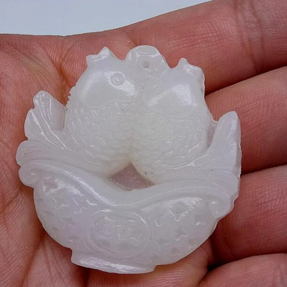 Natural White Jade Carving Fish Column Natural Crystal Chains Necklaces Fashion Vintage Link Chain Necklaces Women Jewelry Gift
Natural White Jade Carving Fish Column Natural Crystal Chains Necklaces Fashion Vintage Link Chain Necklaces Women Jewelry Gift
